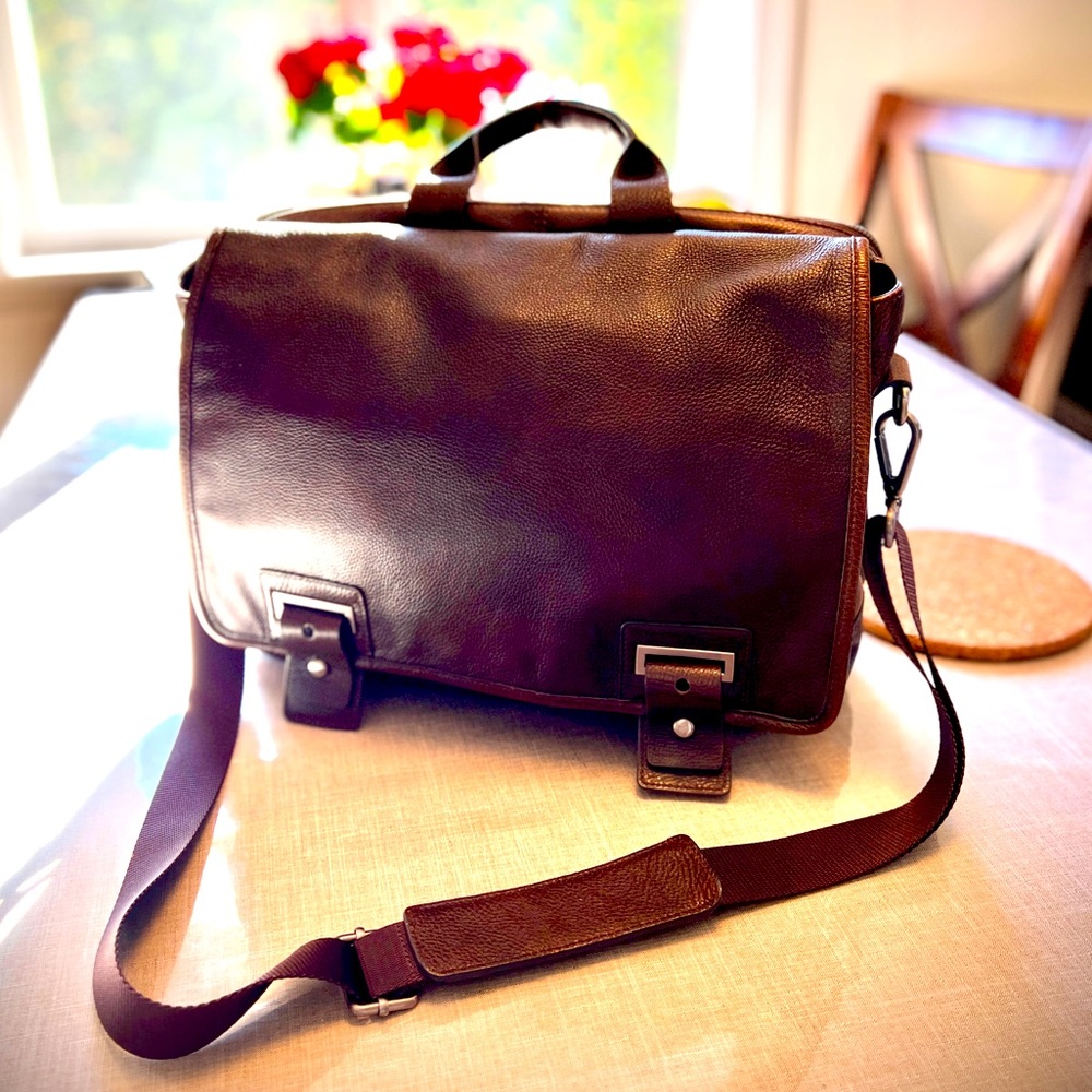 Banana Republic leather messenger laptop bag.